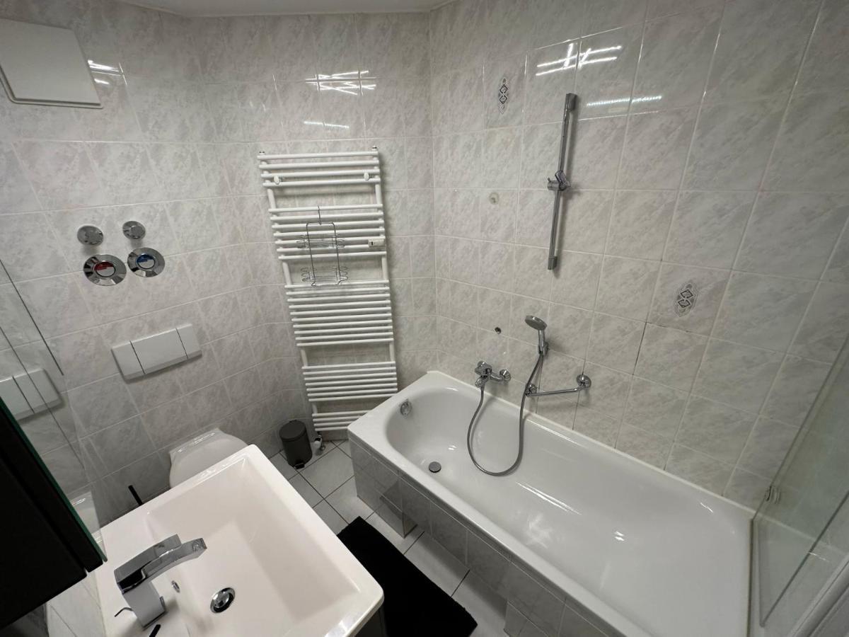 Fhv01 - 100m² 6 Personen Garten Und Terrasse 2x Wc